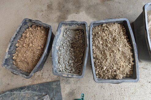 Back to the Origins – With Both Hands in the Earth Back to the Origins – With Both Hands in the Earth